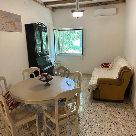 Holiday home Gialla E Rosa *
