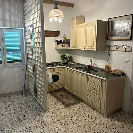 Holiday home Gialla E Rosa
